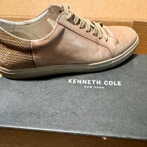 KENNETH COLE DRESS SNEAKER